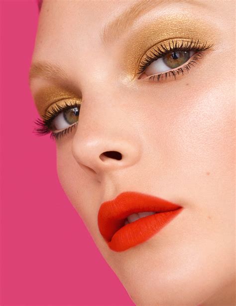 chanel spring looks 2019 makeup